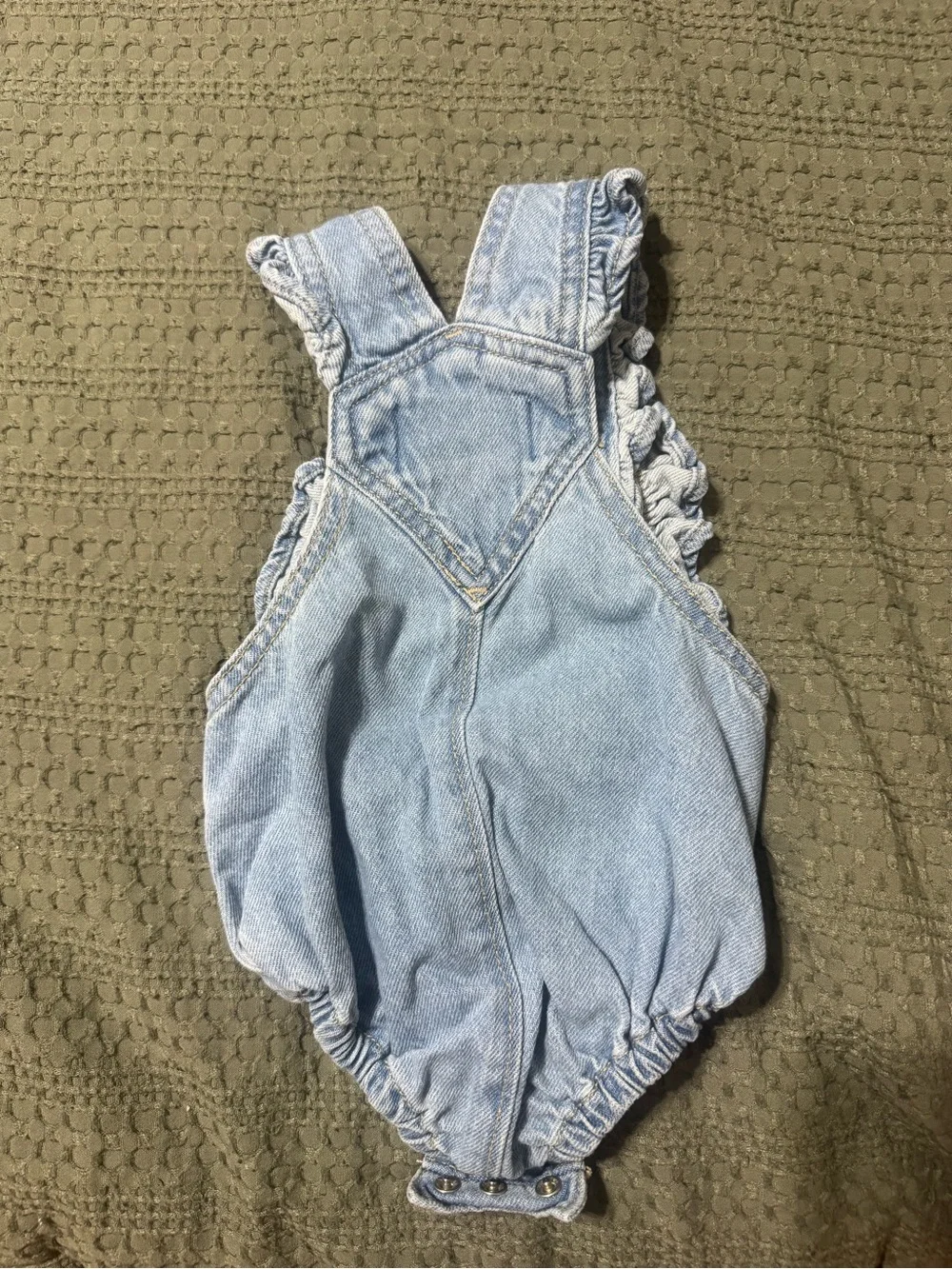 Old Navy baby girl ruffled  romper